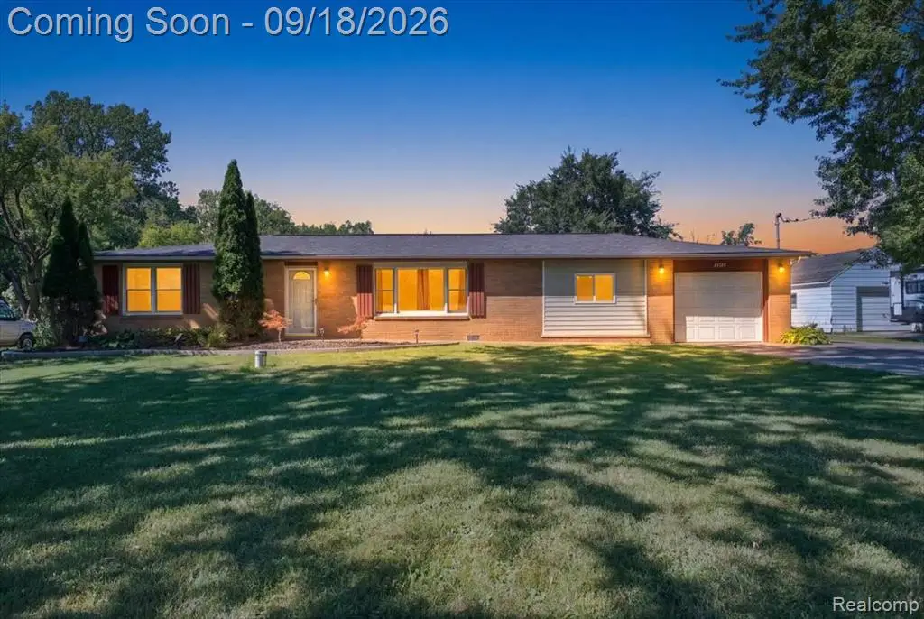 11184 N Fenton, Fenton, MI 48430 - #1