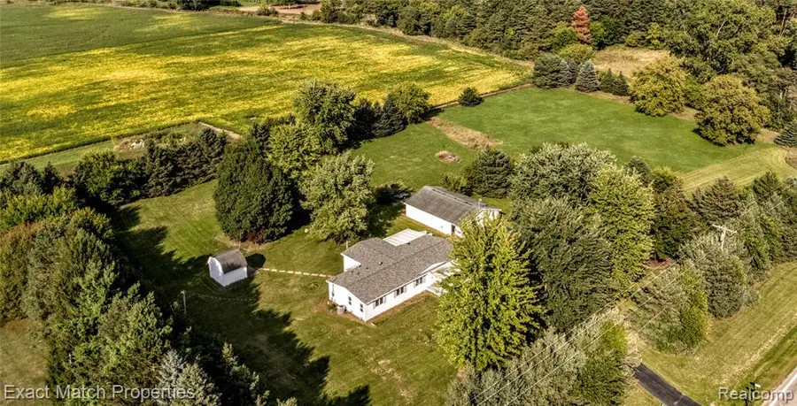 5468 Lippincott, Lapeer, MI 48446 - #2