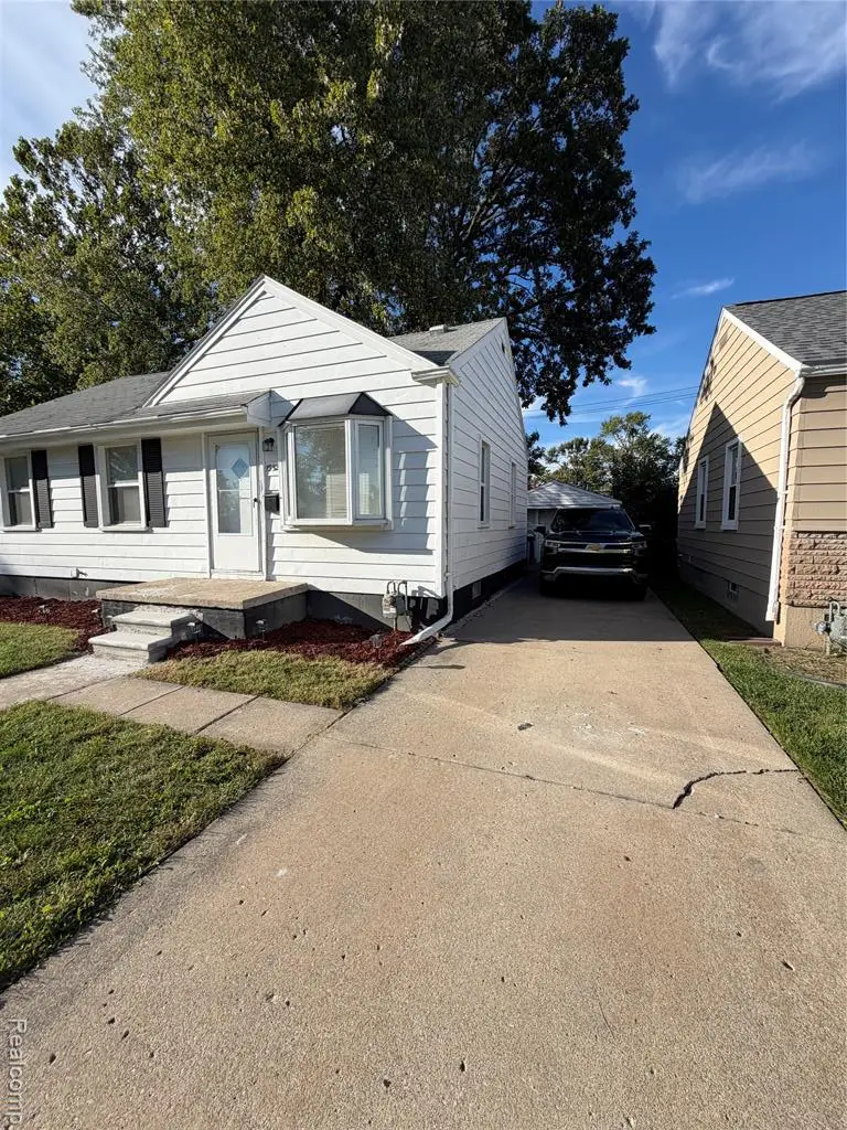 1952 Moran, Lincoln Park, MI 48146 - #2