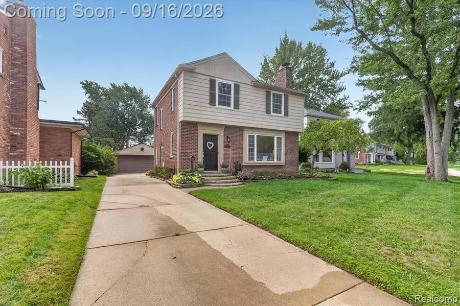 1037 W Selfridge, Clawson, MI 48017 - #3