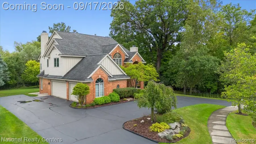 6951 Brook Hollow, West Bloomfield, MI 48322 - #3