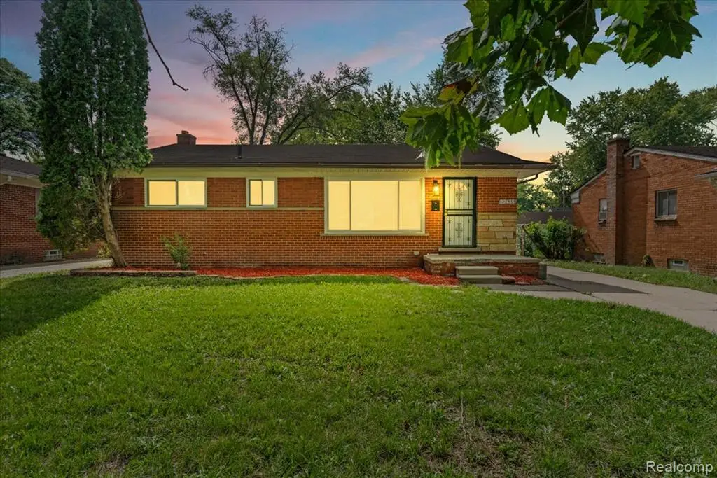 22435 Pembroke, Detroit, MI 48219 - #1