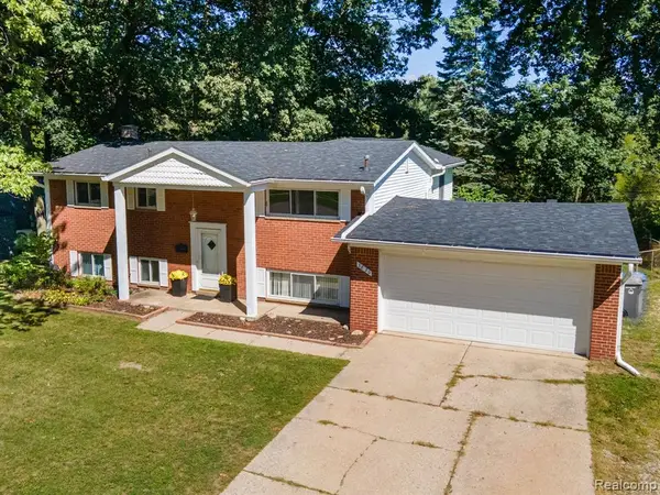 3820 Percy King, Waterford, MI 48329