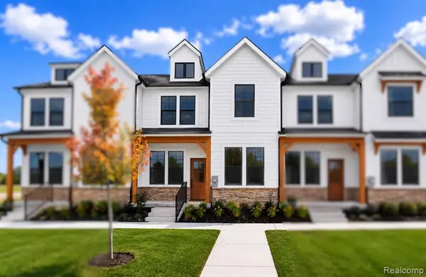 332 Lantana, Brighton, MI 48116