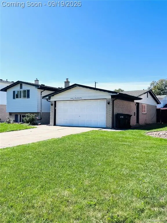 36125 Beverly, Sterling Heights, MI 48310