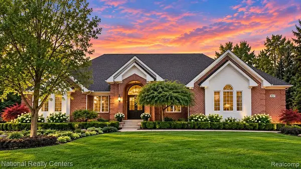 1937 Carsons Cove, Commerce Twp, MI 48390