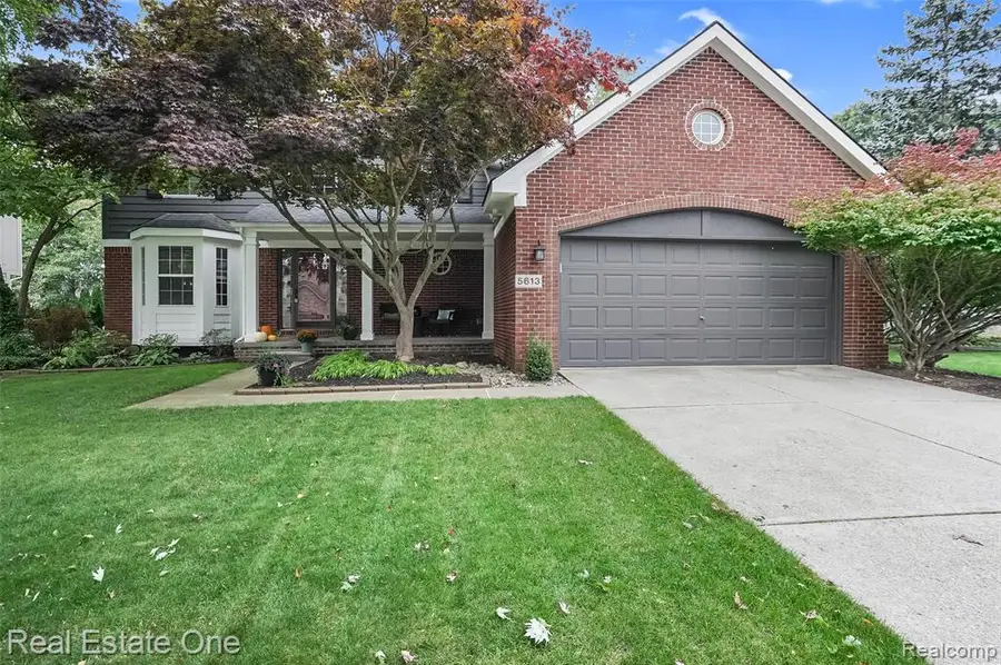 5613 Adderstone, Clarkston, MI 48346 - #2