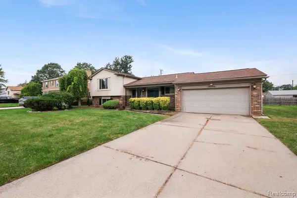 38684 Meadowlawn, Wayne, MI 48184
