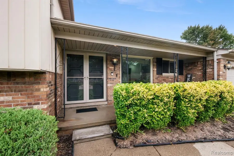 38684 Meadowlawn, Wayne, MI 48184 - #2