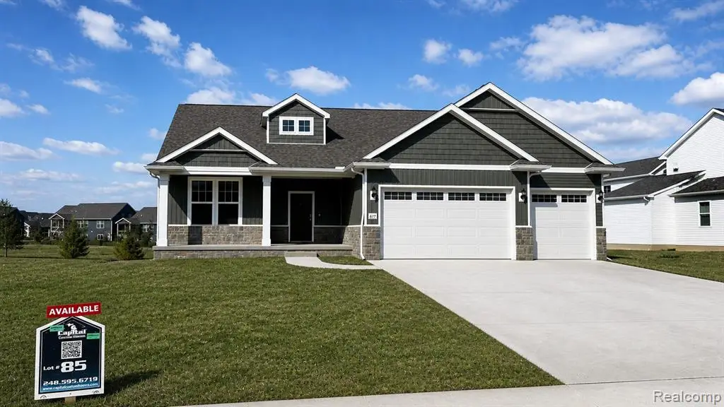 677 Round Rock Dr, Howell, MI 48843 - #1