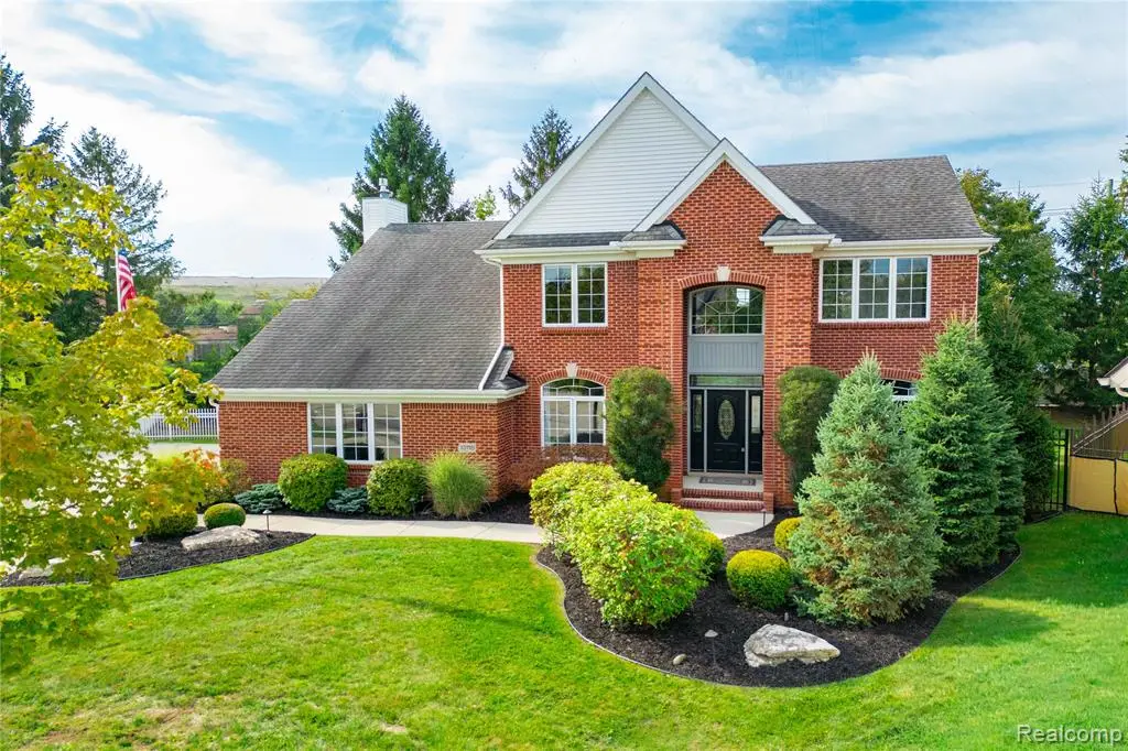 15710 Meadows, Riverview, MI 48193 - #1
