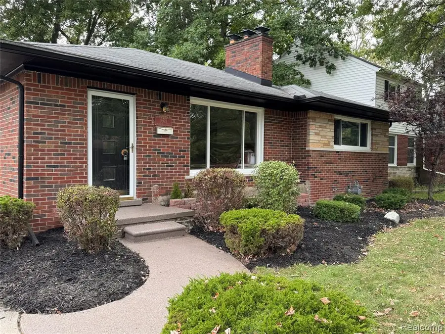 20618 Woodside, Harper Woods, MI 48225 - #2
