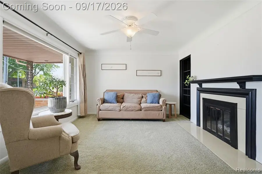 22501 E 11 Mile, Saint Clair Shores, MI 48081 - #3