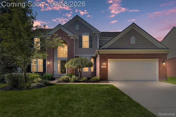 49136 Running Trout, Northville, MI 48168