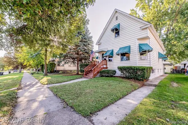 447 Walnut, Wyandotte, MI 48192