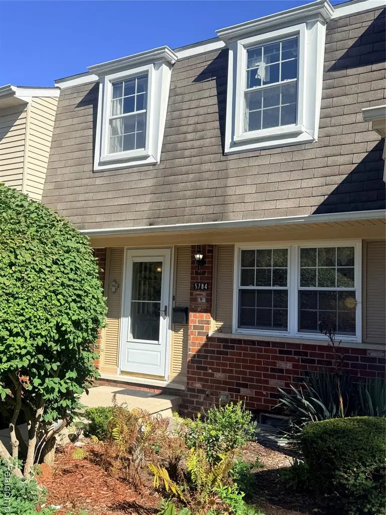 5784 Northfield, Troy, MI 48098 - #2