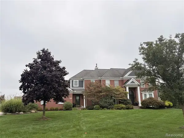 9782 Fellows Creek, Plymouth, MI 48170