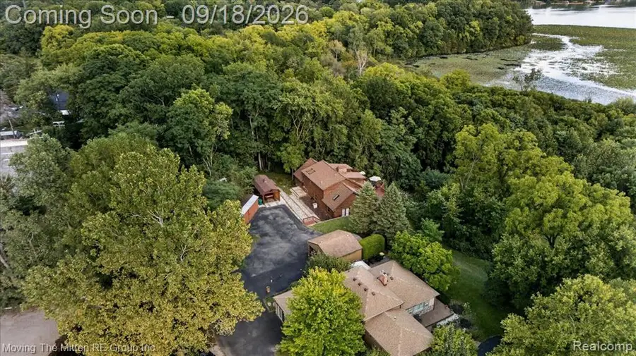 2127 Rawsonville, Van Buren Township, MI 48111 - #2