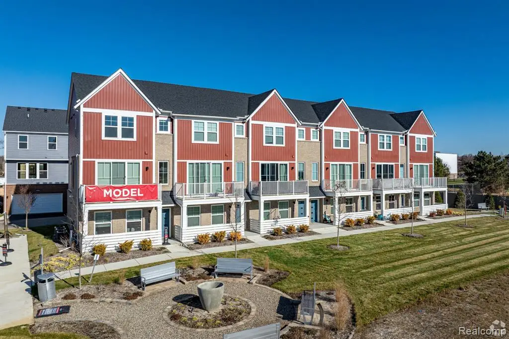 56050 Madison #38, New Hudson, MI 48165 - #1