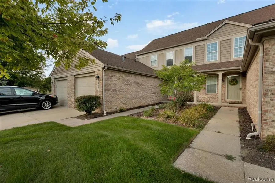 3947 Hunters, Canton, MI 48188 - #3
