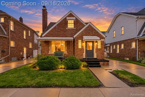 4420 Lapham, Dearborn, MI 48126