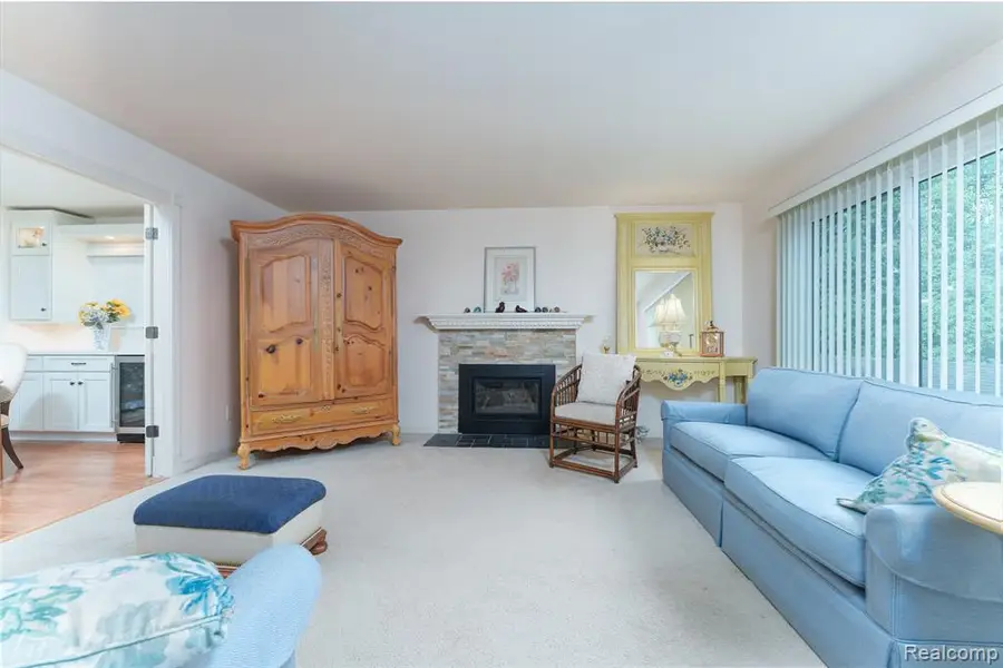 510 Victoria Square #25, Brighton, MI 48116 - #3