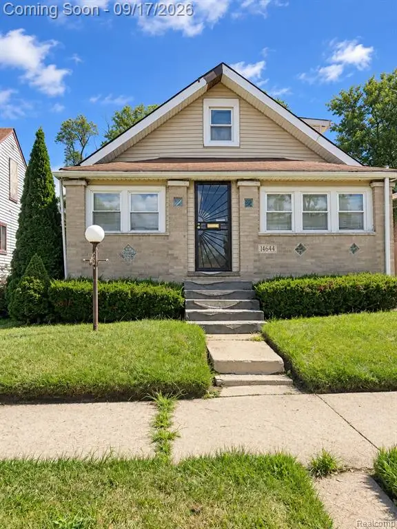 14644 Hartwell, Detroit, MI 48227