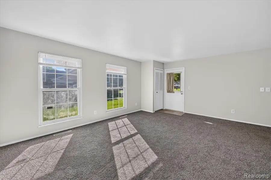 3055 Vineyard, Flushing, MI 48433 - #3