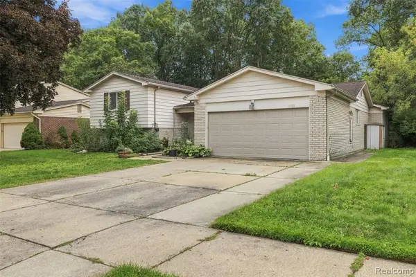 1192 Nicklaus, Troy, MI 48085