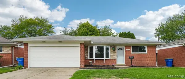 29531 Eiffel, Warren, MI 48088