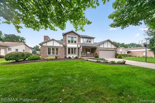 41156 Todd, Novi, MI 48375