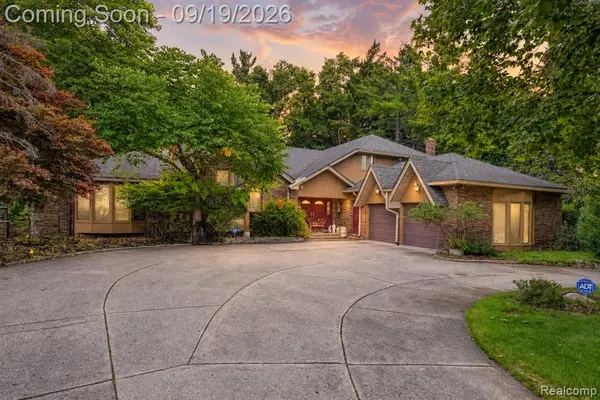 25428 Witherspoon, Farmington Hills, MI 48335