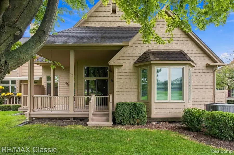 619 Windsor, Bloomfield Hills, MI 48304 - #3