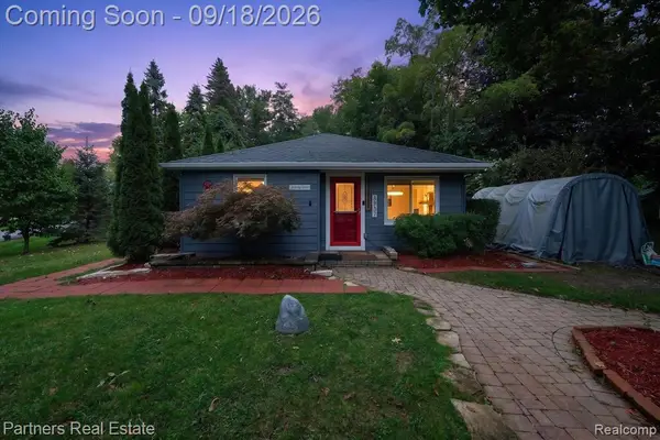 3937 Highcrest, Brighton, MI 48116