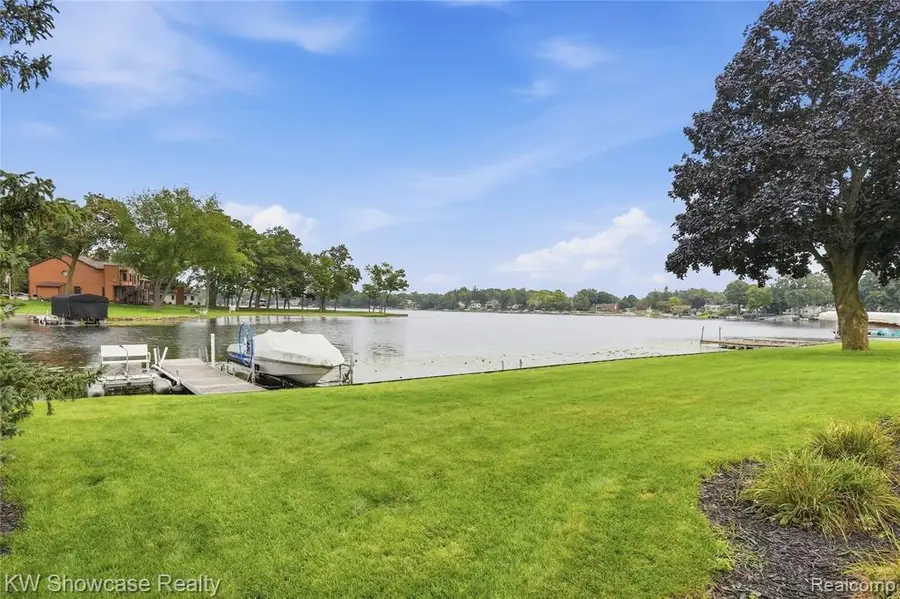 4614 Claudia, Waterford, MI 48328 - #3