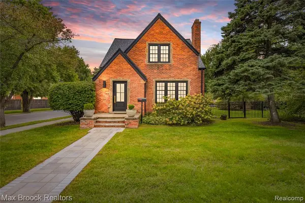 601 Catalpa, Royal Oak, MI 48067