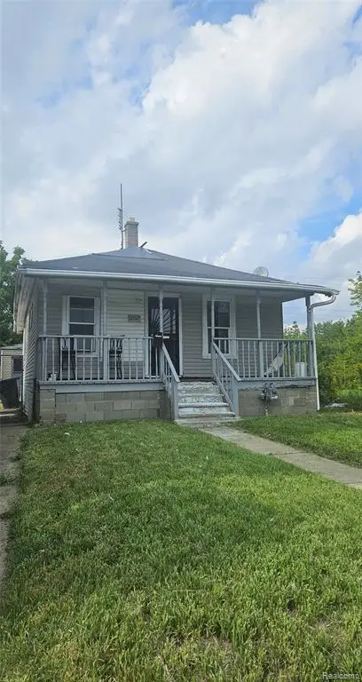 2027 Burnside, Hamtramck, MI 48212