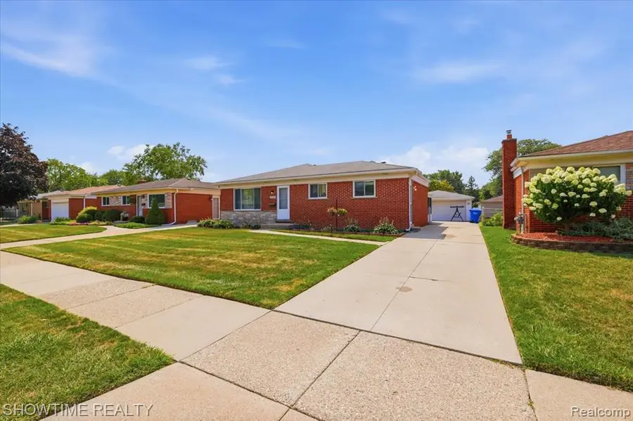 14706 Murthum, Warren, MI 48088 - #3