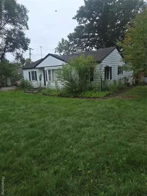 3835 Oak Knoll, Waterford, MI 48328