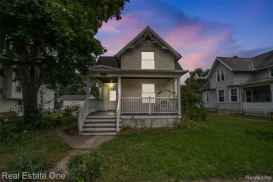 805 E 2nd, Monroe, MI 48161 - #2