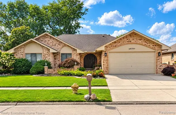 46257 Snowbird, Macomb, MI 48044