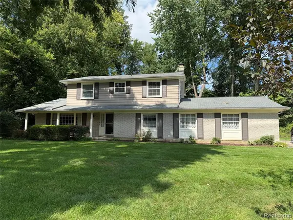 353 Broadleaf, Rochester, MI 48306