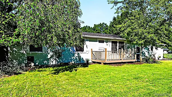 2095 Qualla, Wixom, MI 48393