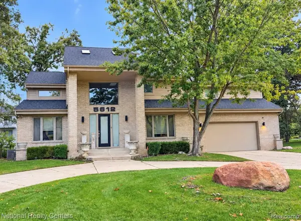 5612 Stanhope, West Bloomfield, MI 48322