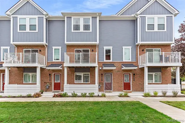 4837 Lismore, Troy, MI 48085