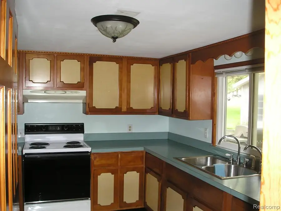 855 N Van Dyke, Imlay City, MI 48444 - #3