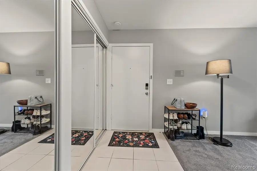 3501 W 14 Mile #15, Royal Oak, MI 48073 - #3