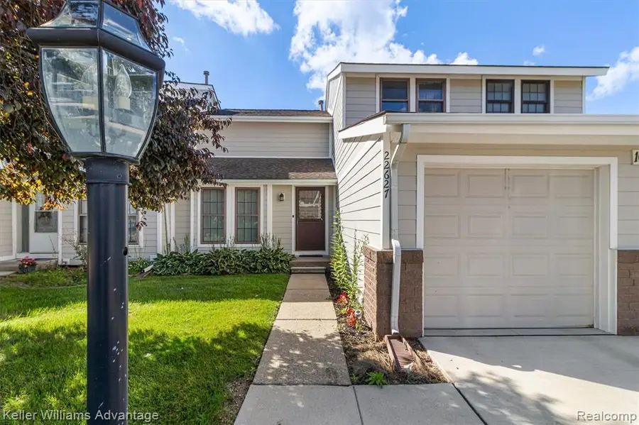 22627 Cranbrooke, Novi, MI 48375 - #3