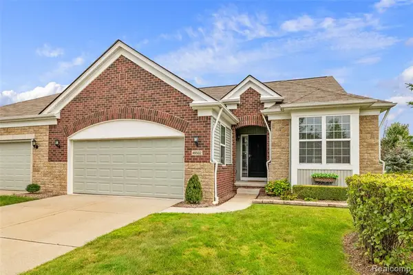 49502 Lakewood #93, Macomb, MI 48042