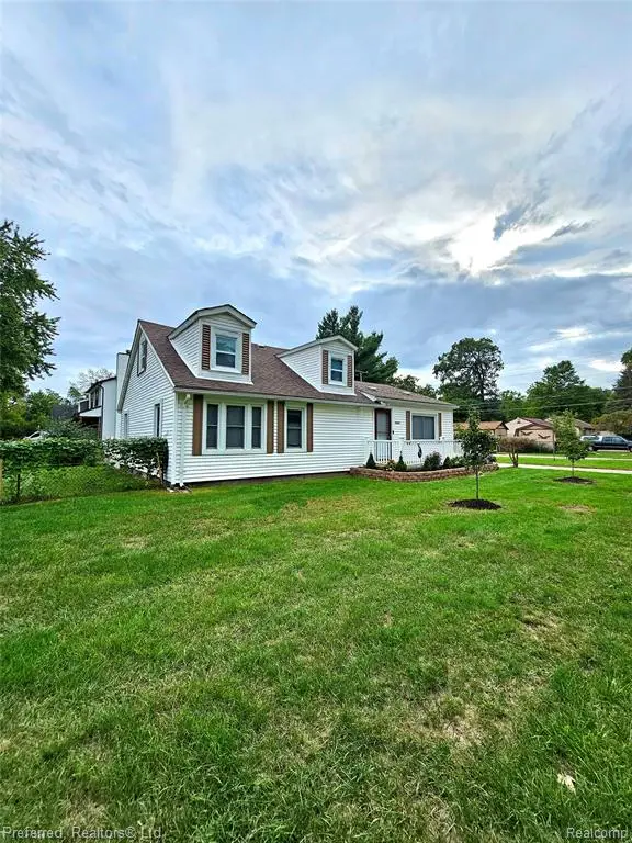35621 Florence, Westland, MI 48185